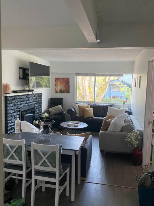 4 Bedroom Upper Level Kits Home Vancouver Exteriör bild